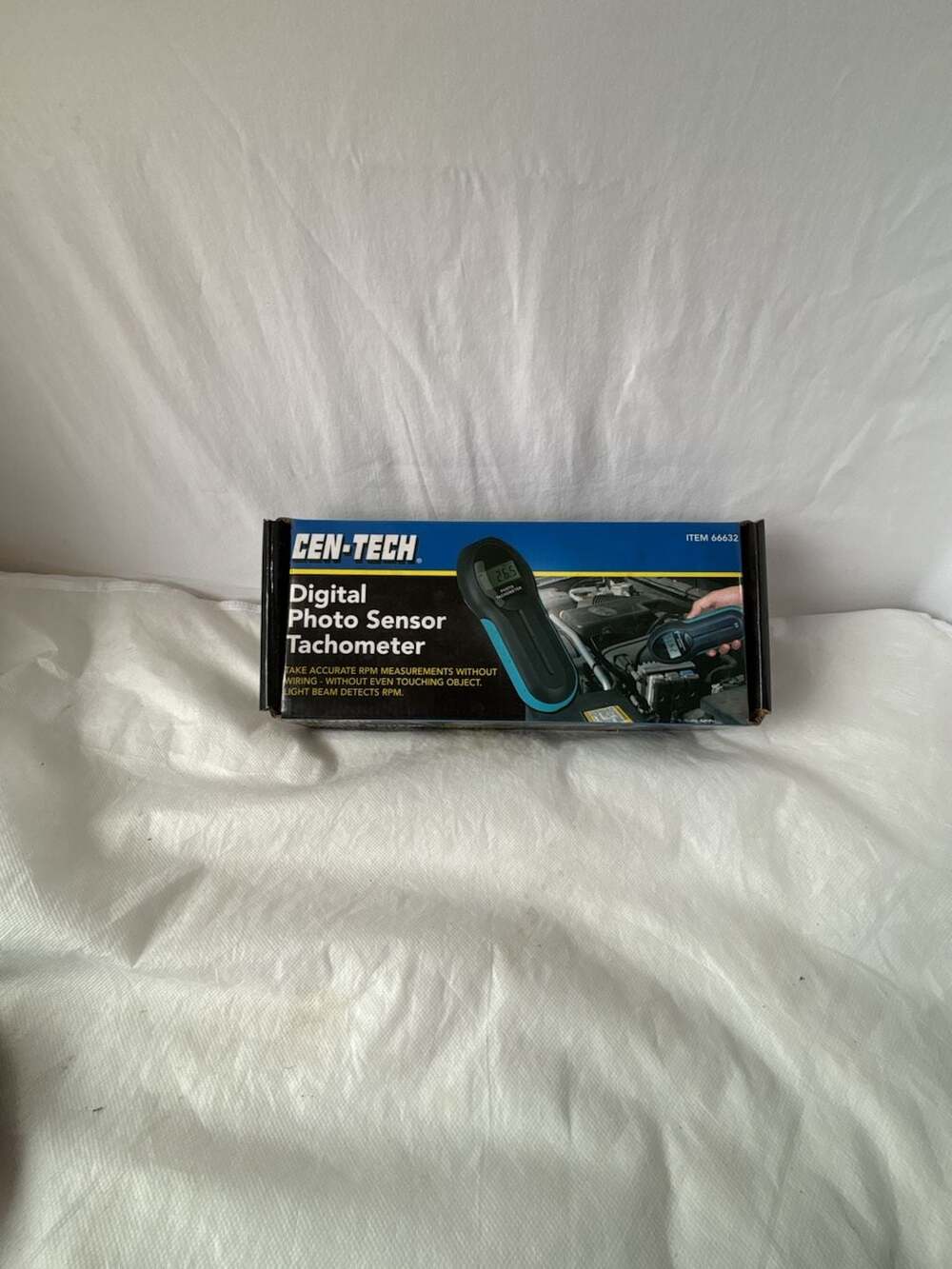 Cen-Tech Digital Photo Sensor Tachometer Model 66632